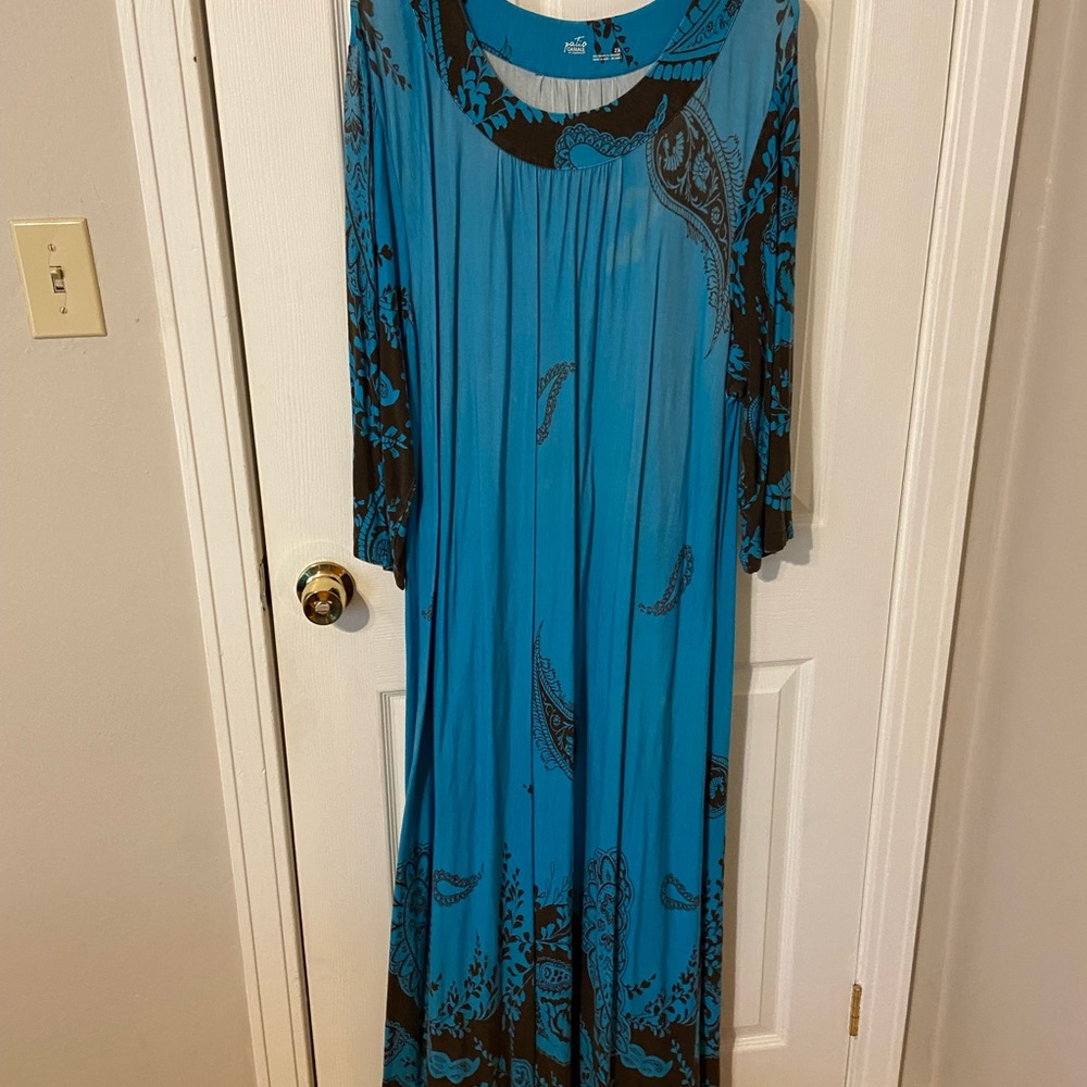 Patio Casuals  by Cabernet 2X maxi dress